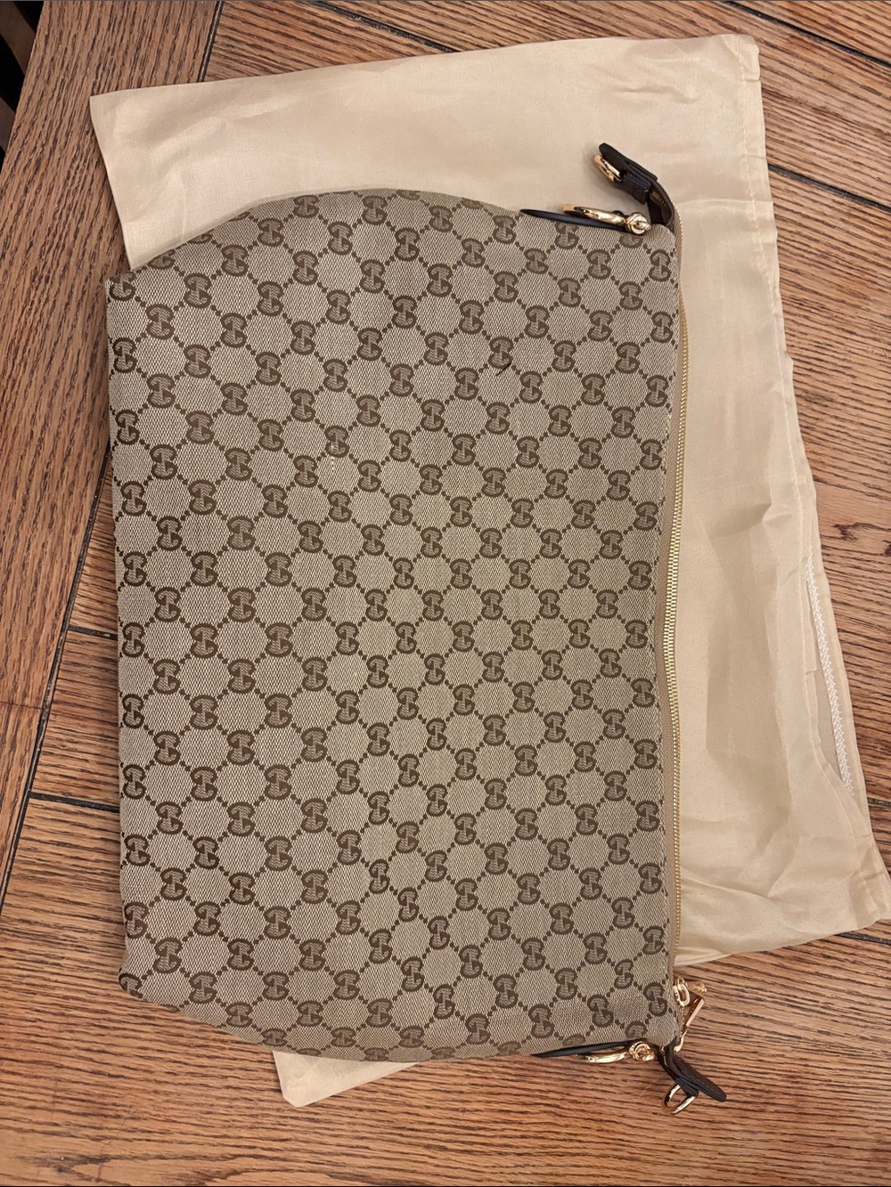 Gorchic Beige & Brown GG Supreme Canvas Wristlet Pouch